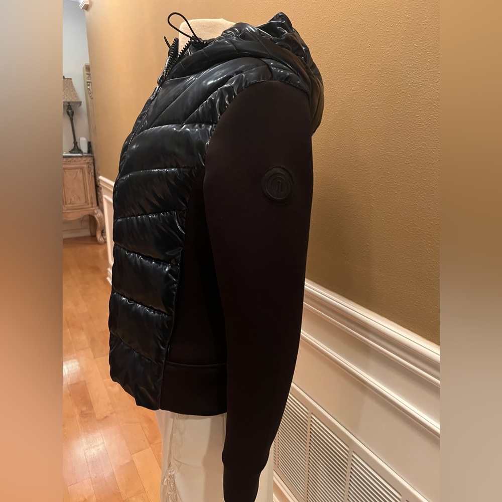 Bernardo Performance Cute Jacket To Keep You Nice… - image 3